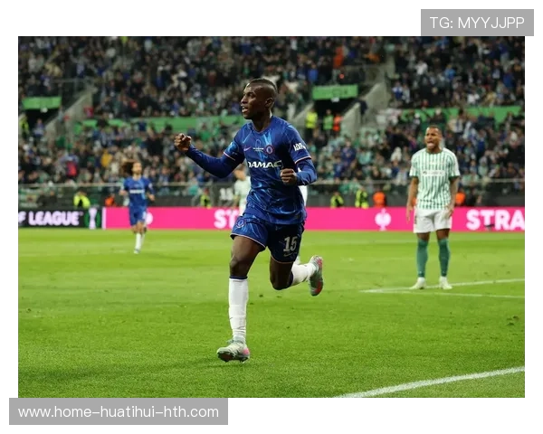 切尔西杰克逊禁区内摆脱训练提升灵活性